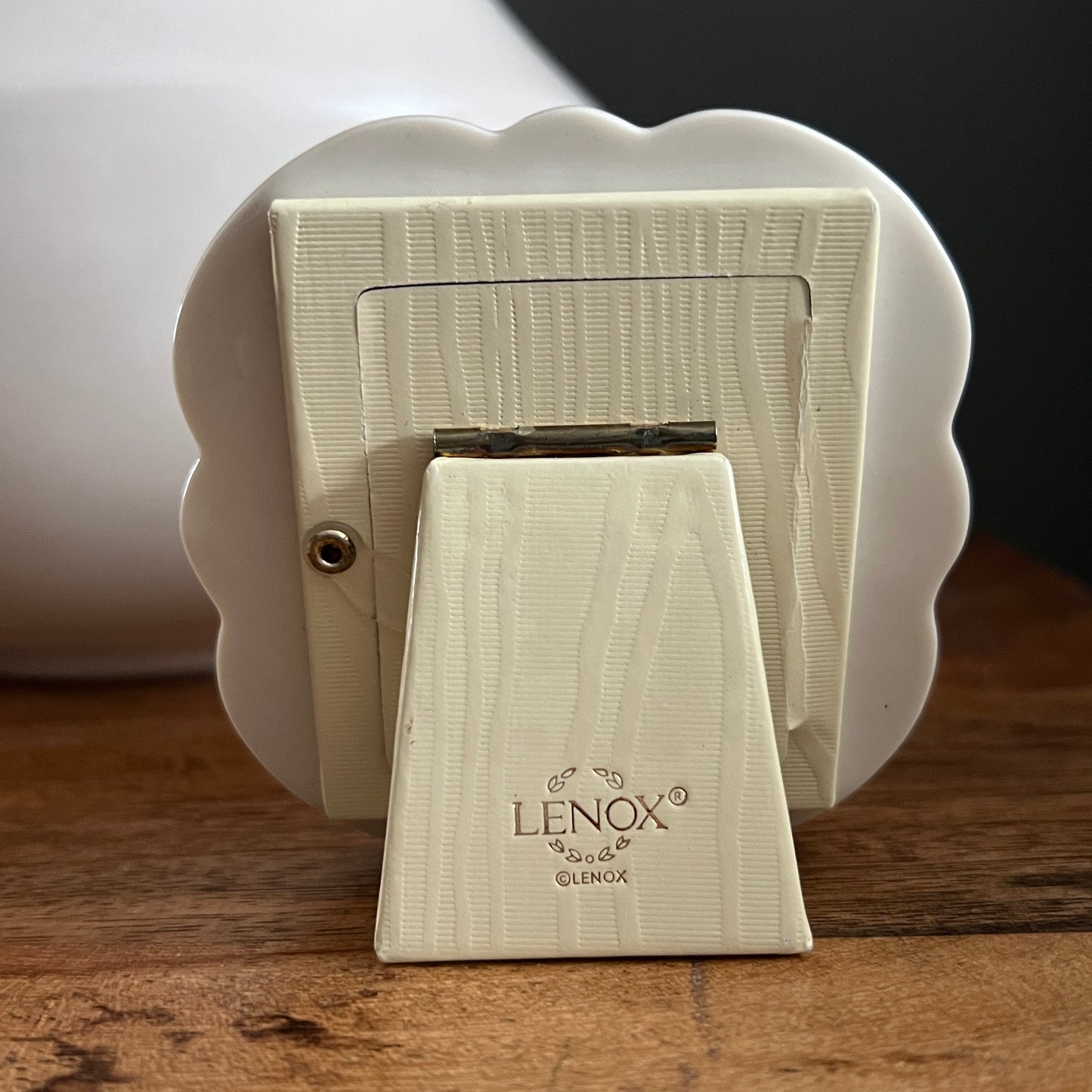 Lenox Vintage Floral Violet Original