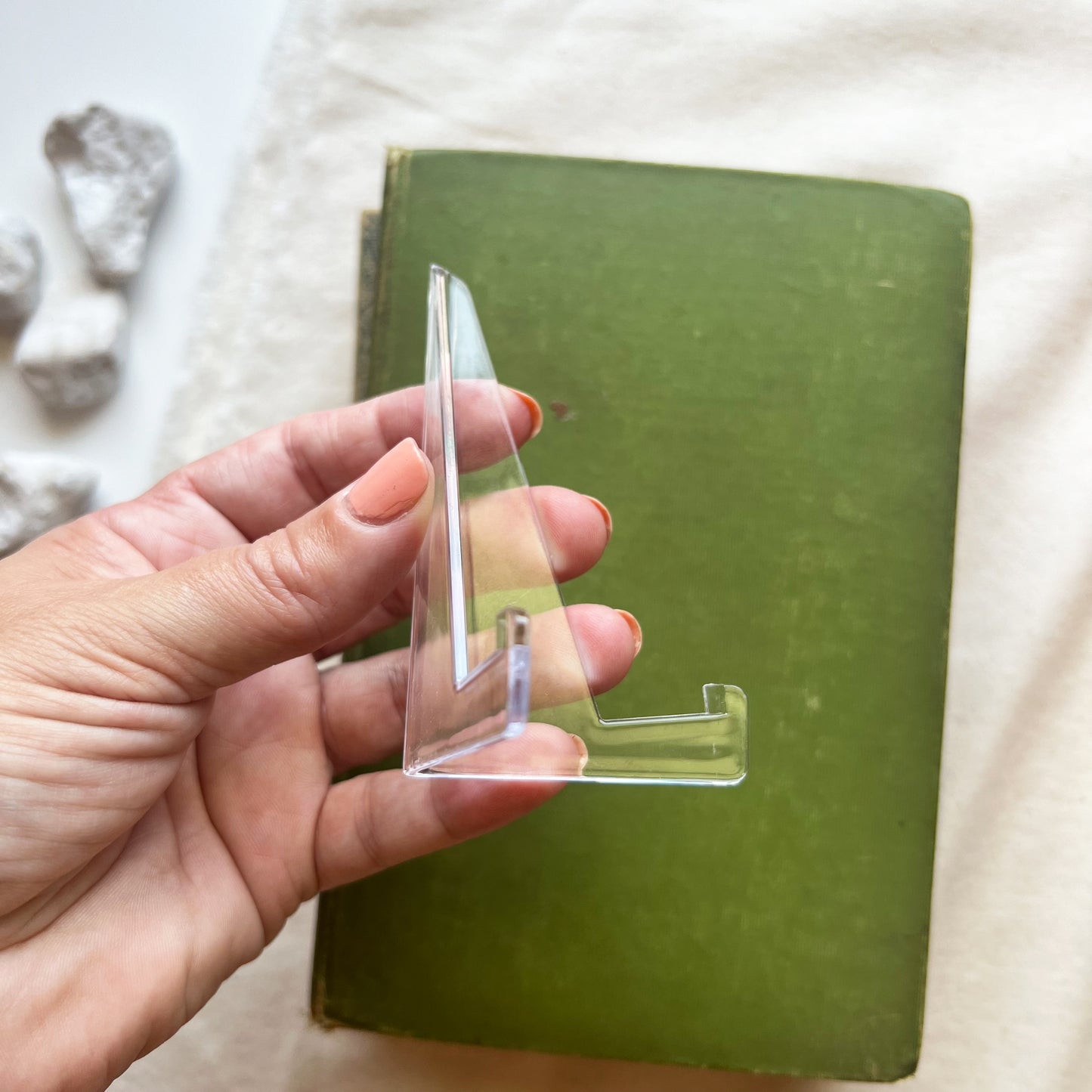 Floating Brass Frame - Wildflower Valley