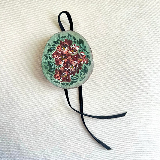 Vintage Green Floral Ornament