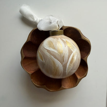 Vanilla Ornament